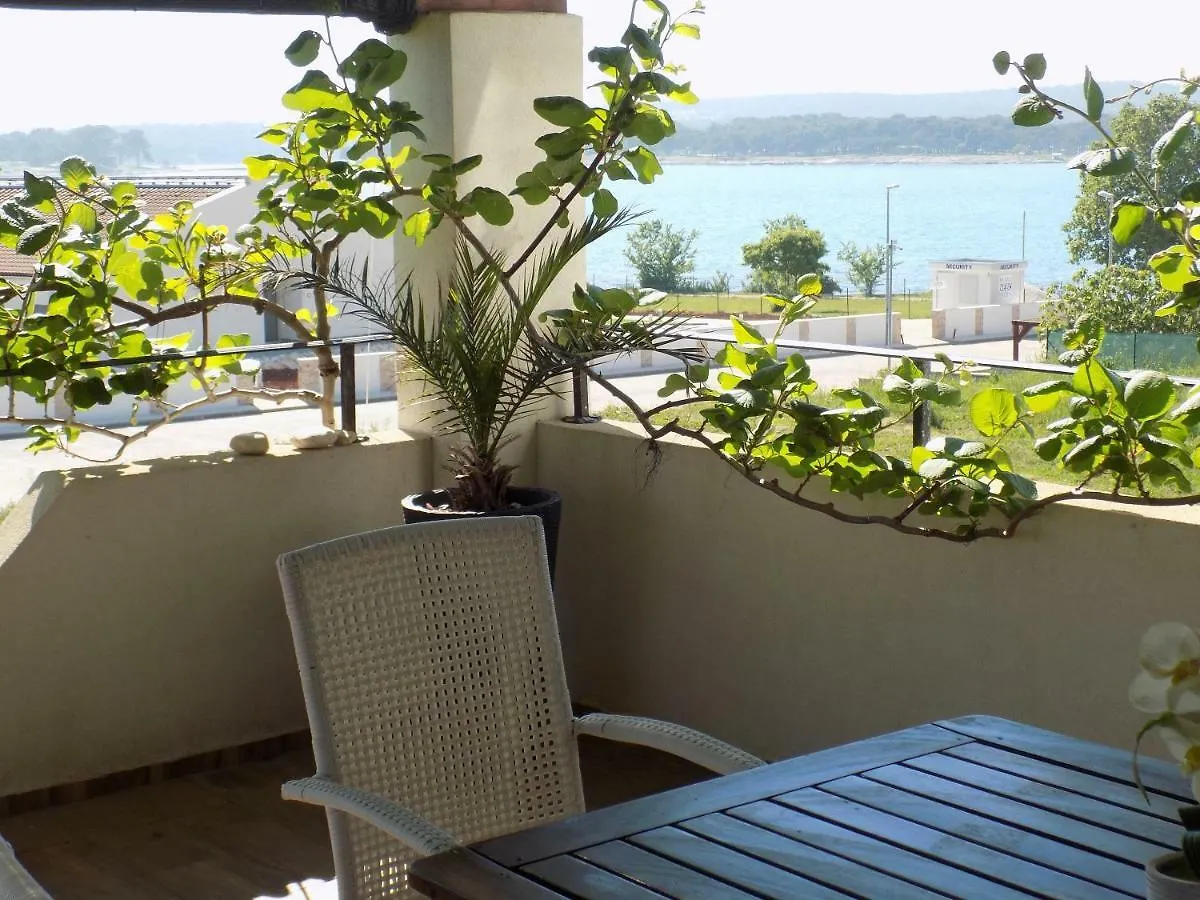 Apartments Erzen 140 Medulin Croatia